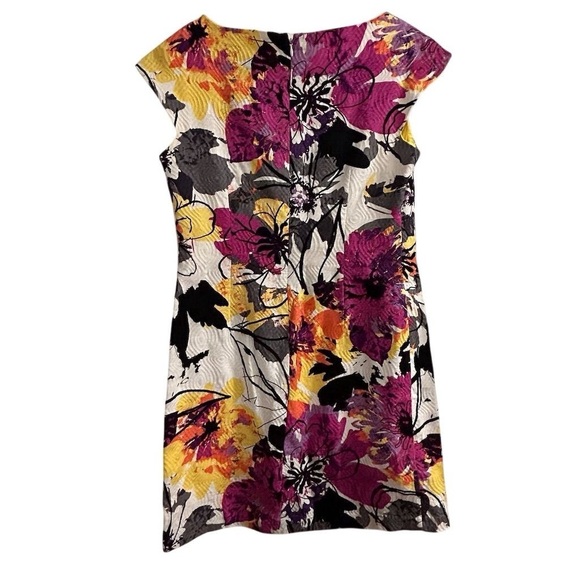 Signature by Robbie Bee Women's Floral Knee Length Dress Size 8 - Picture 7 of 8